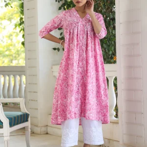pink kurtis