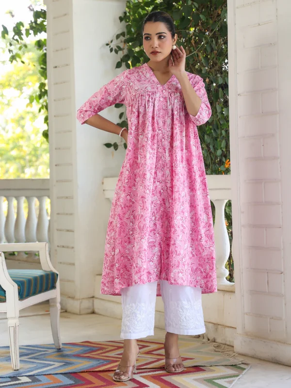 pink kurtis