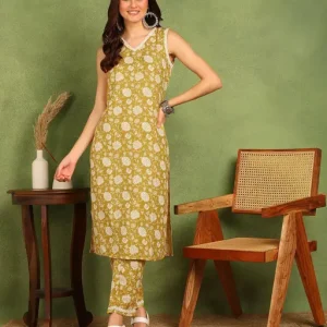 Women's Poly Rayon Printed Straight Kurta with Pant